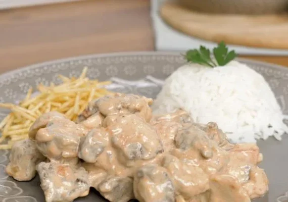 Strogonoff de carne
