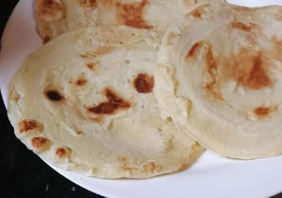 Pão de queijo de frigideira fitness