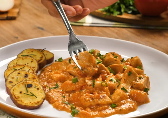 Strogonoff fit com batata-doce